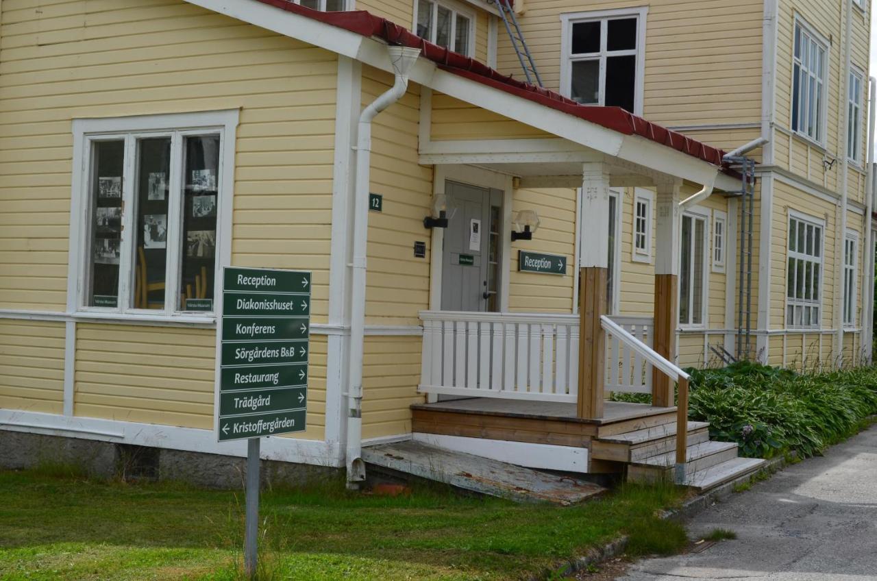 Soergardens Logi Acomodação com café da manhã Härnösand Exterior foto